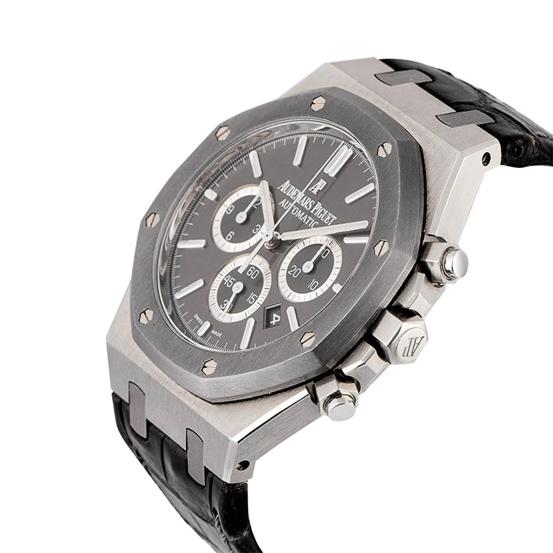 Side view of AP Royal Oak Leo Messi Steel 26325TS.OO.D005CR.01