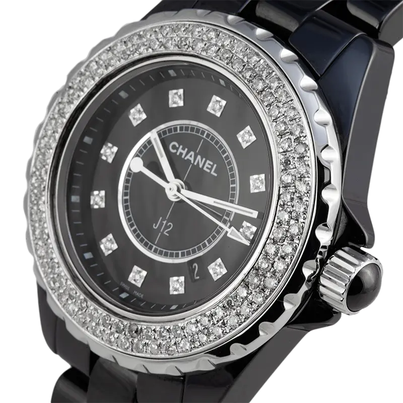 Side view of Chanel J12 33mm H1625