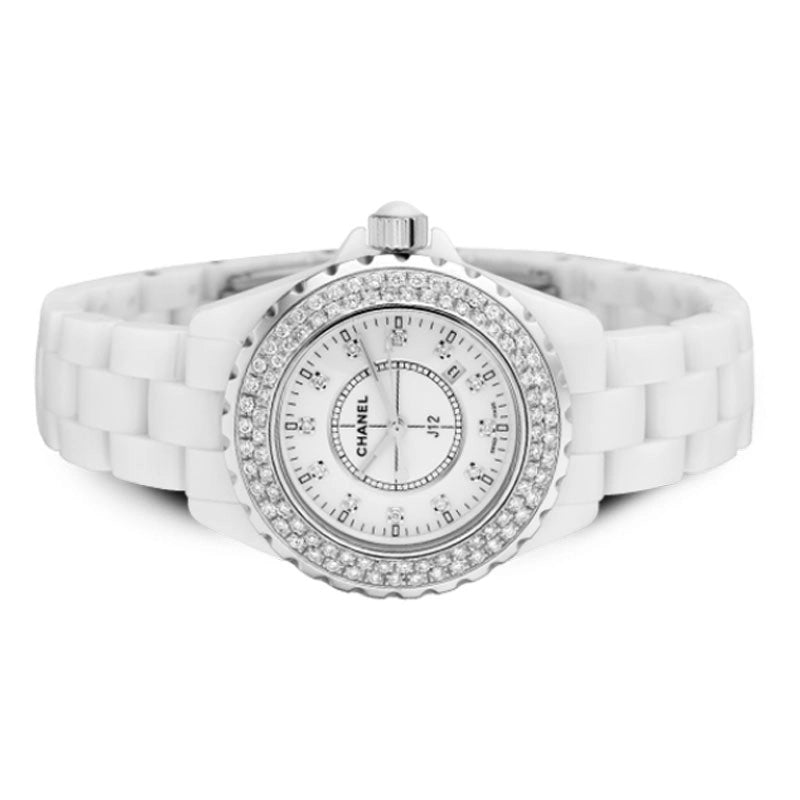 Side view of Chanel J12 33mm H1628