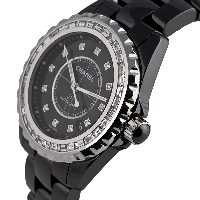 Side view of Chanel J12 38mm H1626