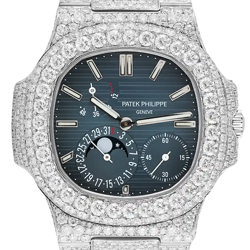 Close up - PP Nautilus 5712 in Steel Full Custom Diamond Set