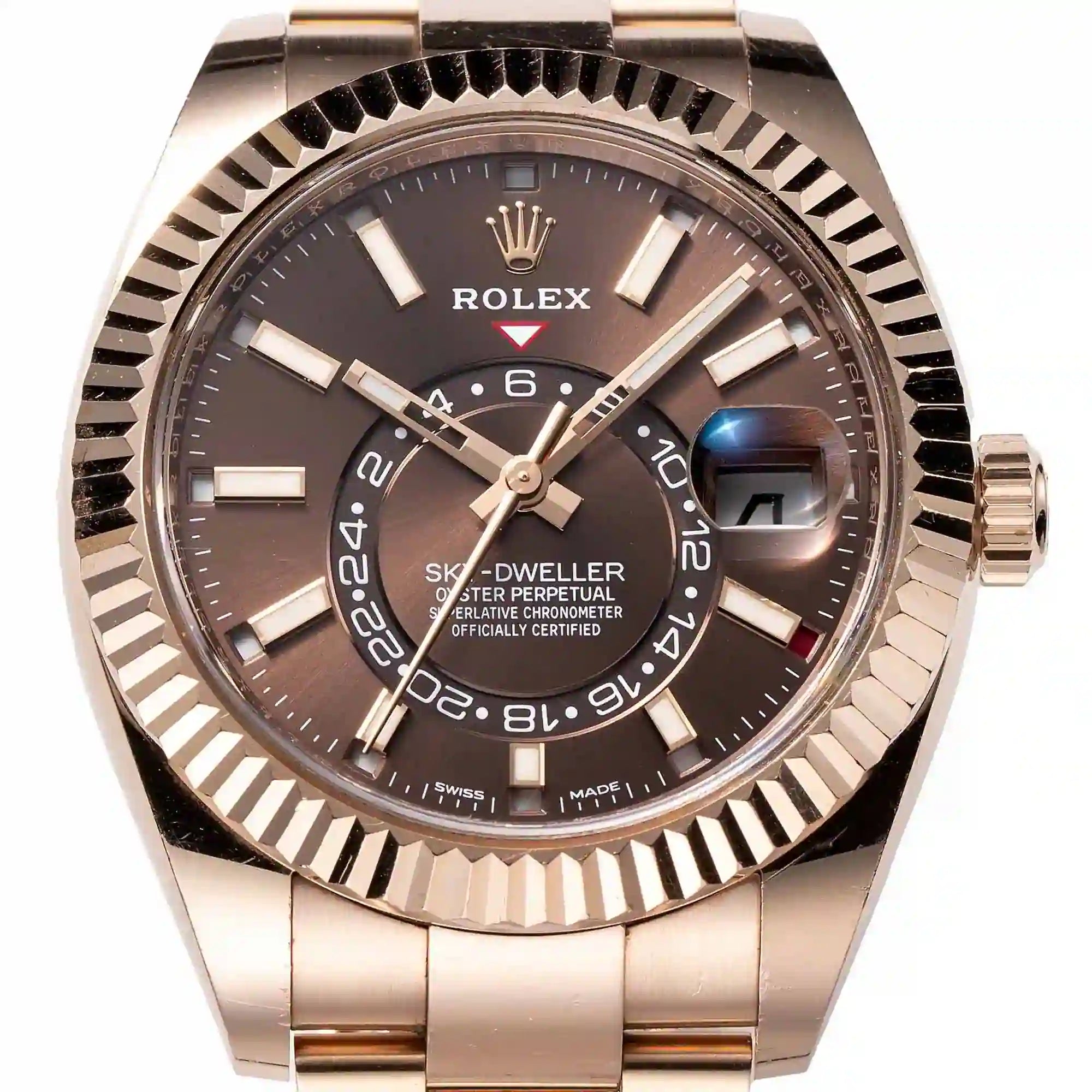 Close up - Rolex Sky-Dweller 18ct Everose Gold Chocolate Dial 326935
