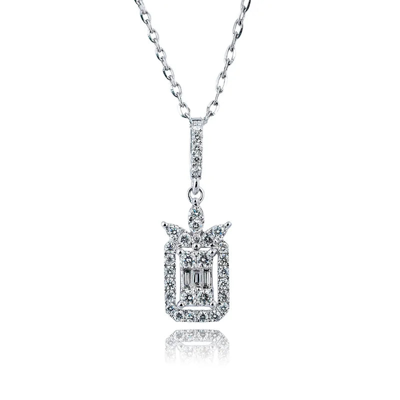 Close up - Custom Diamond Set 18ct White Gold Necklace
