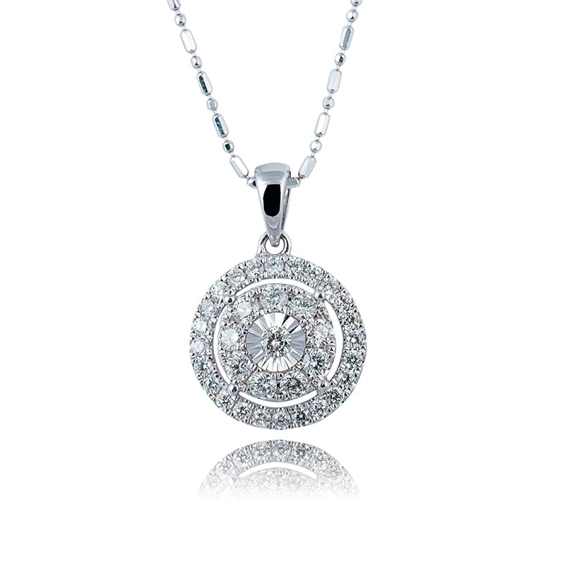 Close up - Custom Diamond Set 18ct White Gold Necklace