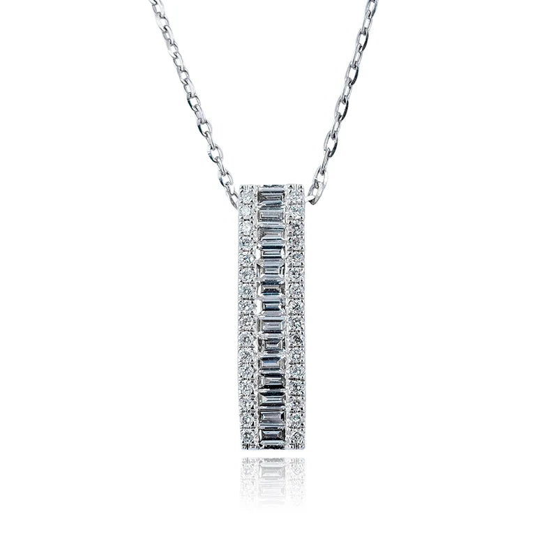 Close up - Custom Diamond Set 18ct White Gold Necklace