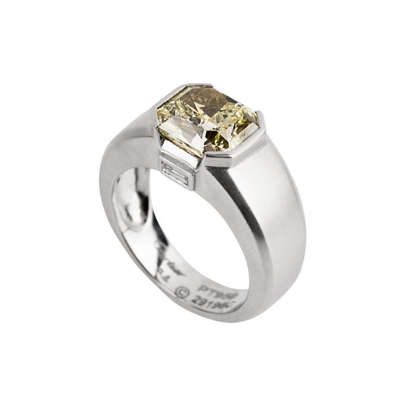 Platinum Ring with Yellow Diamond