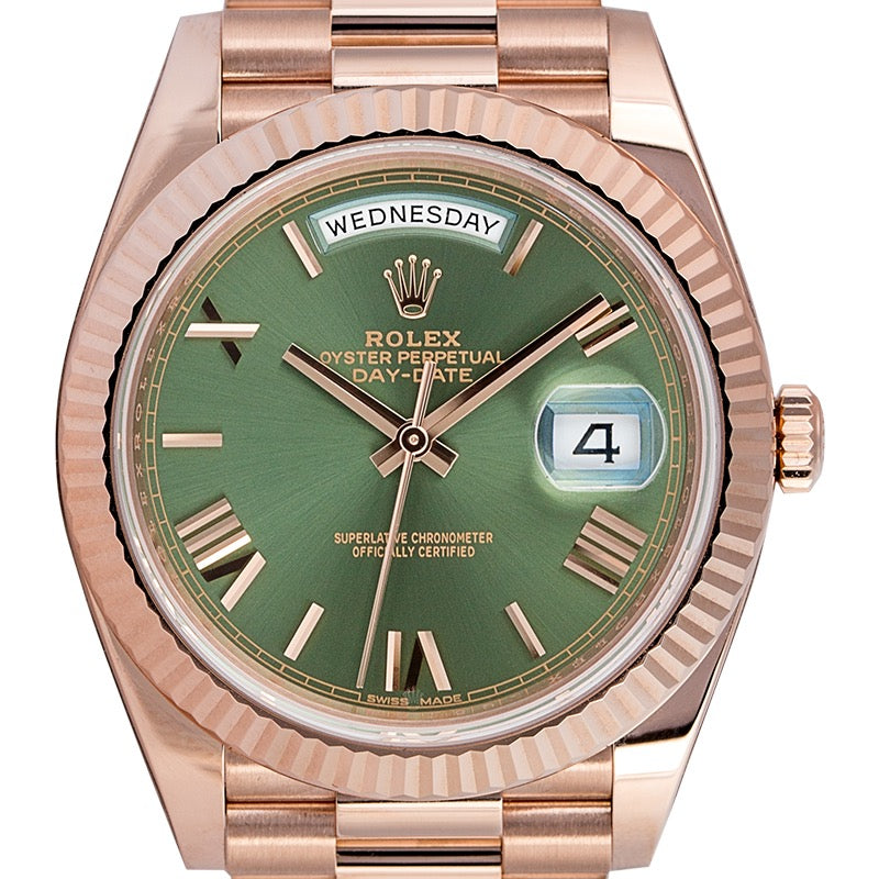 Rolex Day-Date 40 Everose Gold Olive Green/Roman President 228235