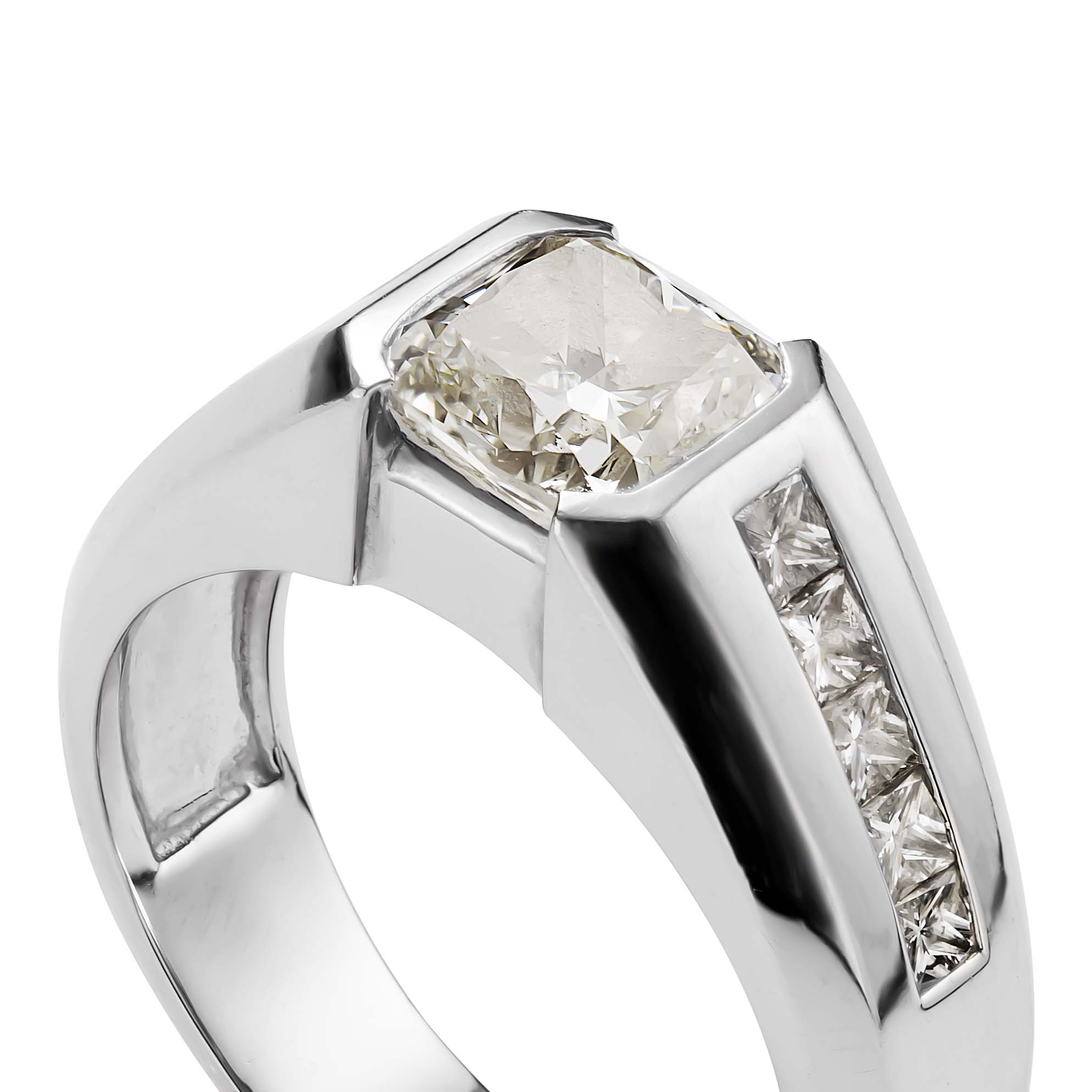 Custom Diamond Set Platinum Ring