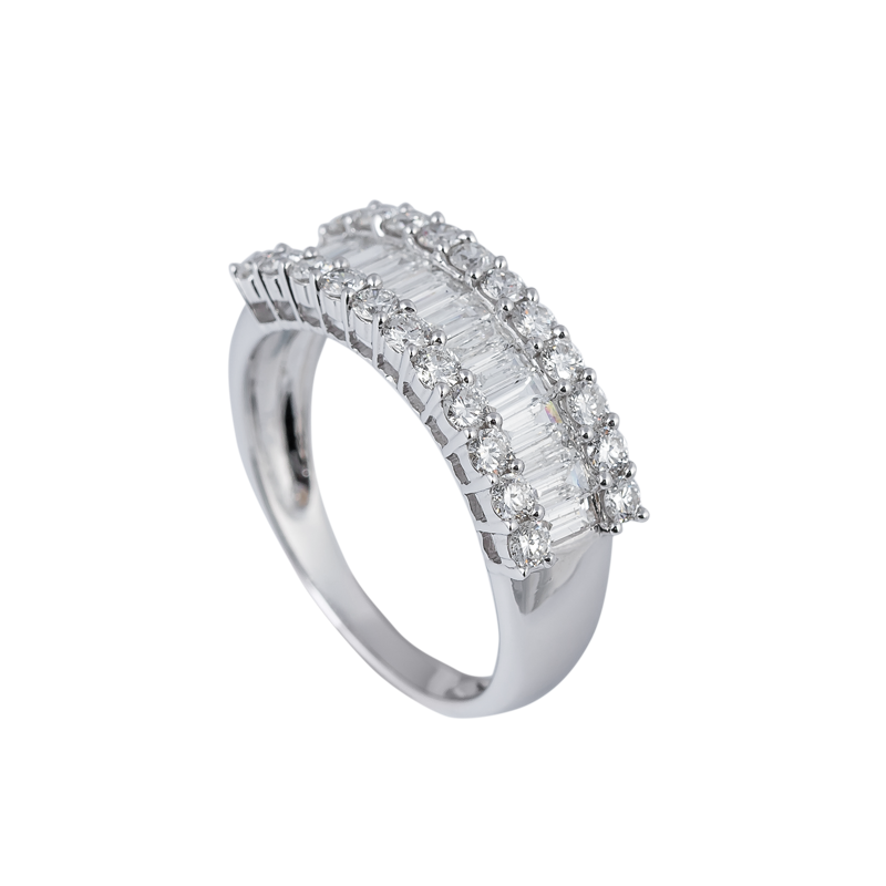 Custom 18ct White Gold Ring set with Diamonds