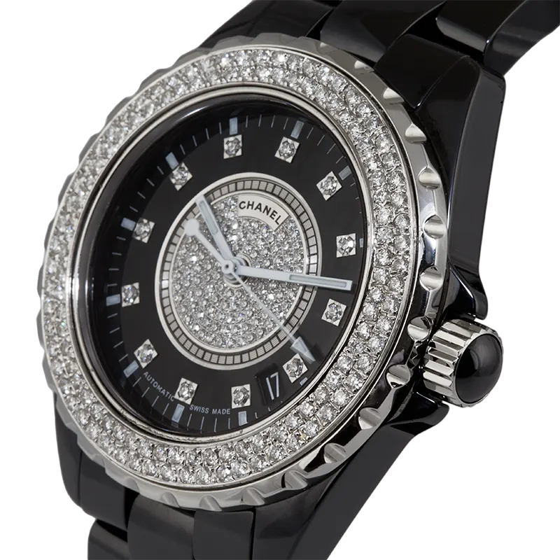 Side view of Chanel J12 38mm H0685