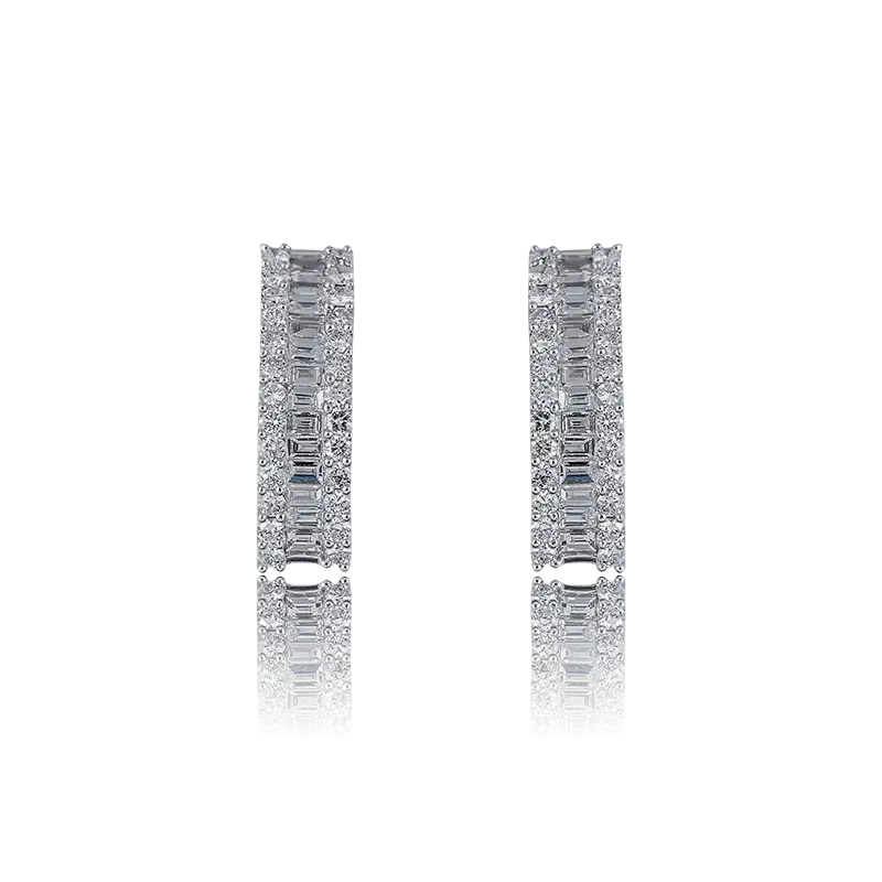 Pair of - Custom 18ct White Gold Earrings with diamonds