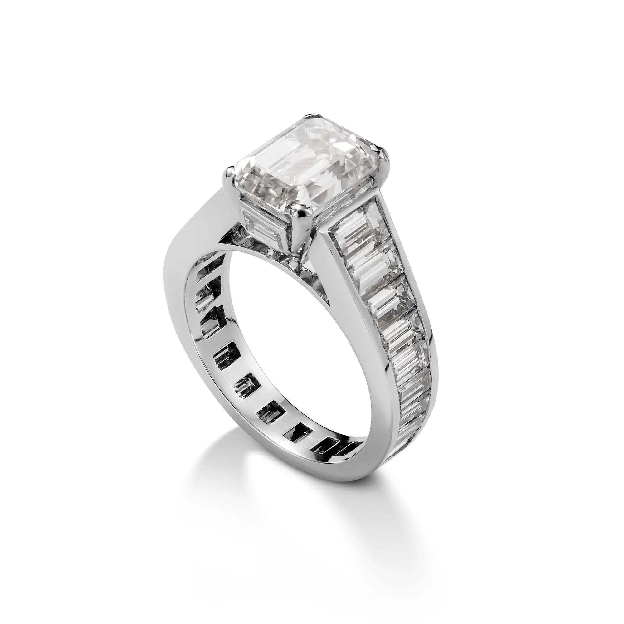 Full view - Diamond Set 18ct White Gold Ring